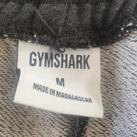 GYMSHARK REST DAY SWEATS SHORTS - Picture 3 of 9